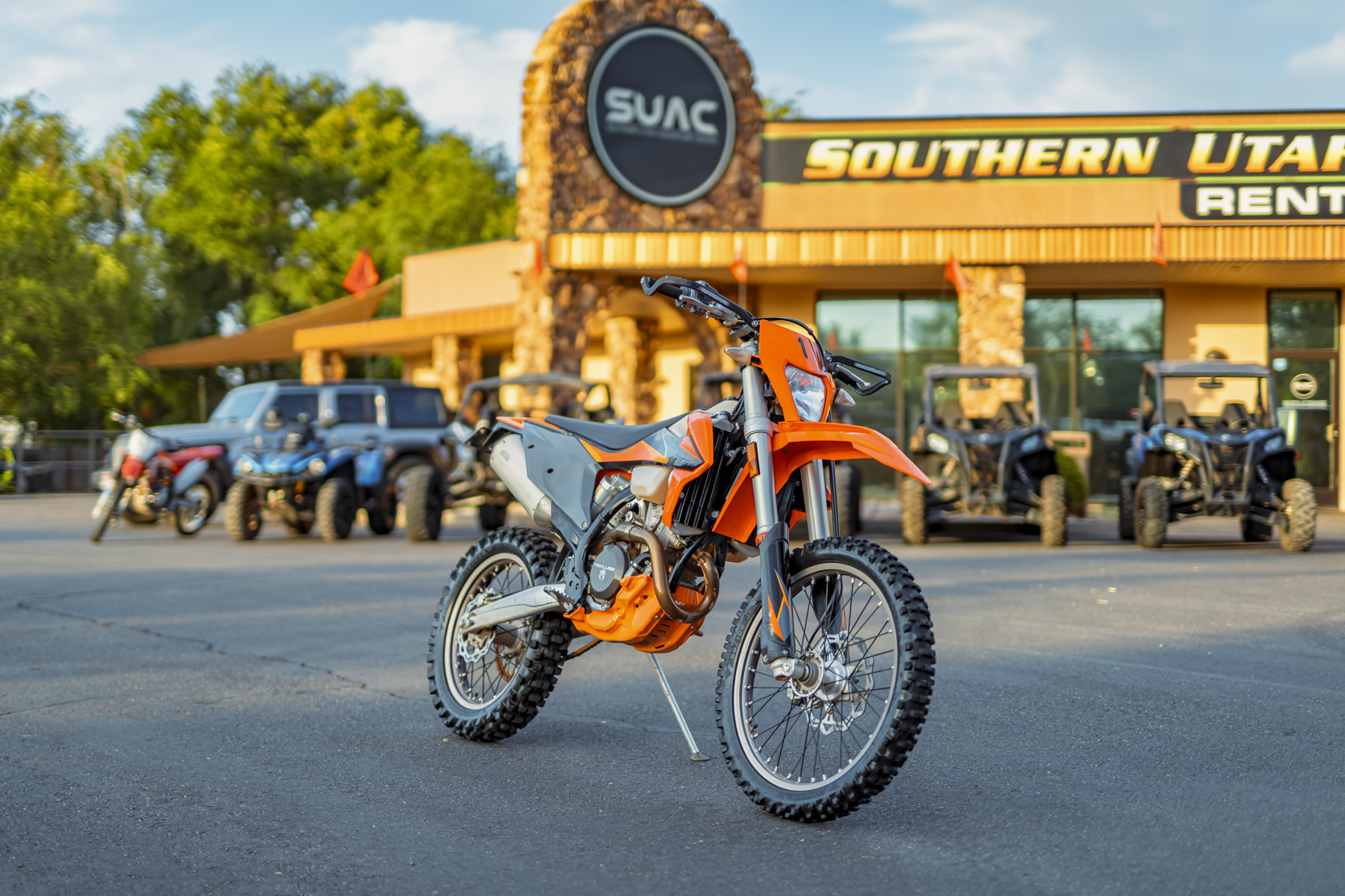 KTM 350 EXC-F dirt bike available for rent at Southern Utah Adventure Center in Hurricane, Utah, perfect for thrilling off-road adventures near Zion National Park and Sand Hollow State Park.